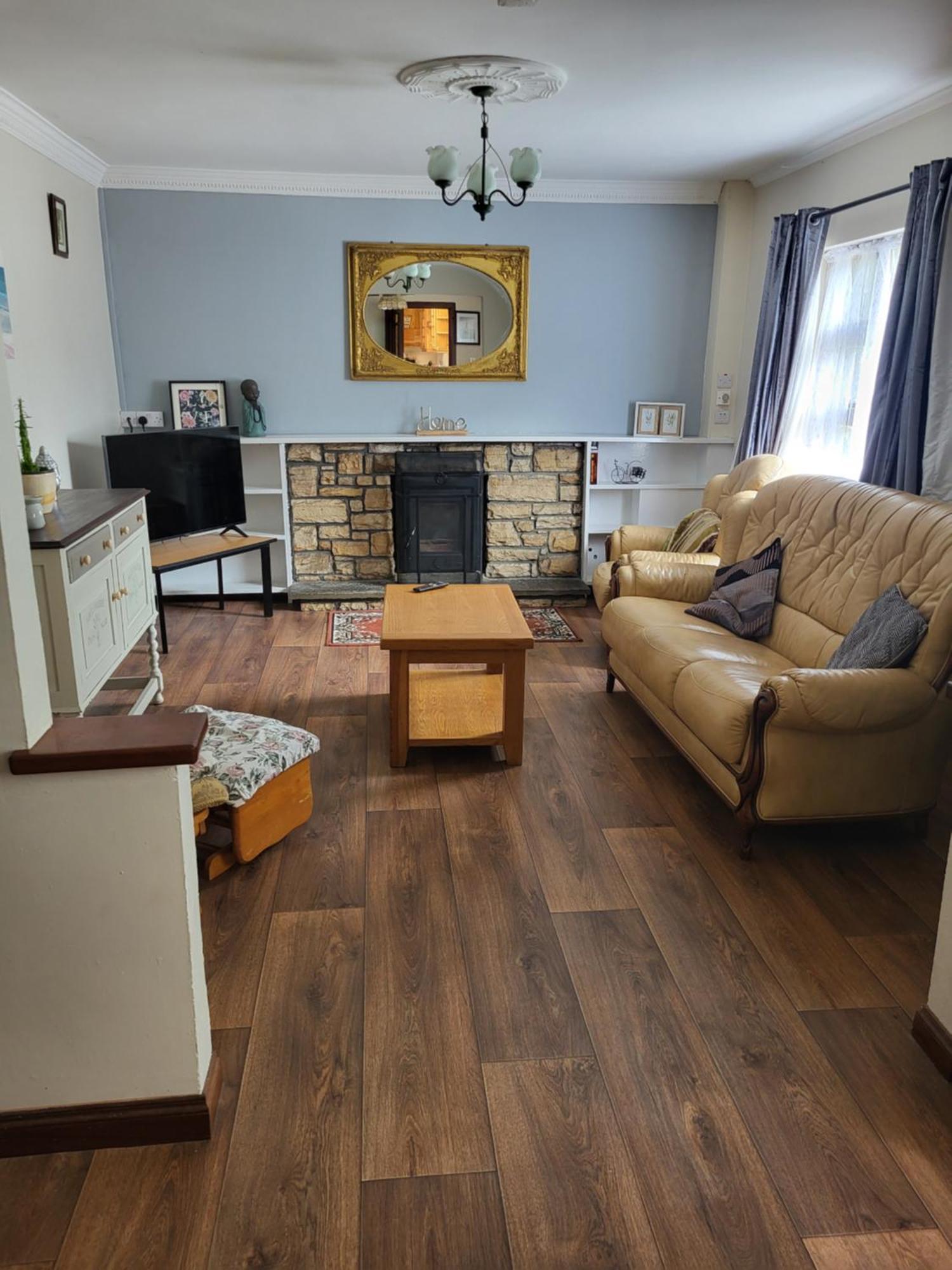 Bluebell Apartment Sleeps 7 Only Let As Whole Apartment Blennerville Екстериор снимка